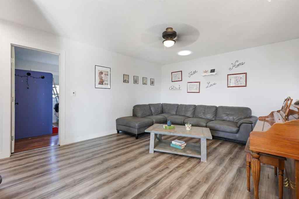 MLS® A2256614 - 33257 10 Range Road   in NONE Rural Mountain View County, Residential