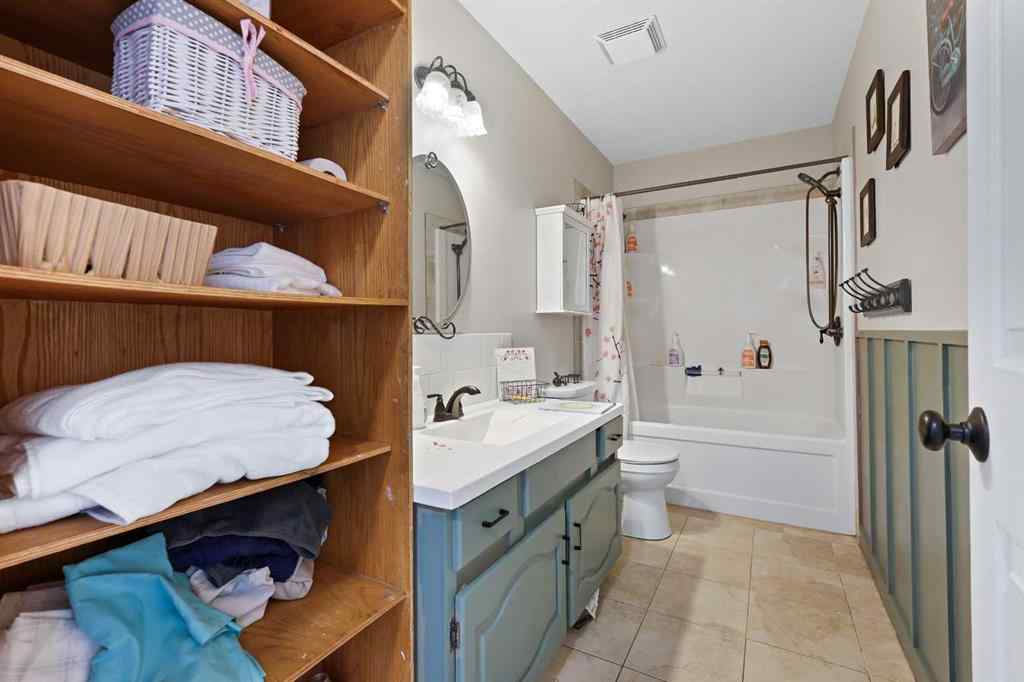 MLS® A2256614 - 33257 10 Range Road   in NONE Rural Mountain View County, Residential