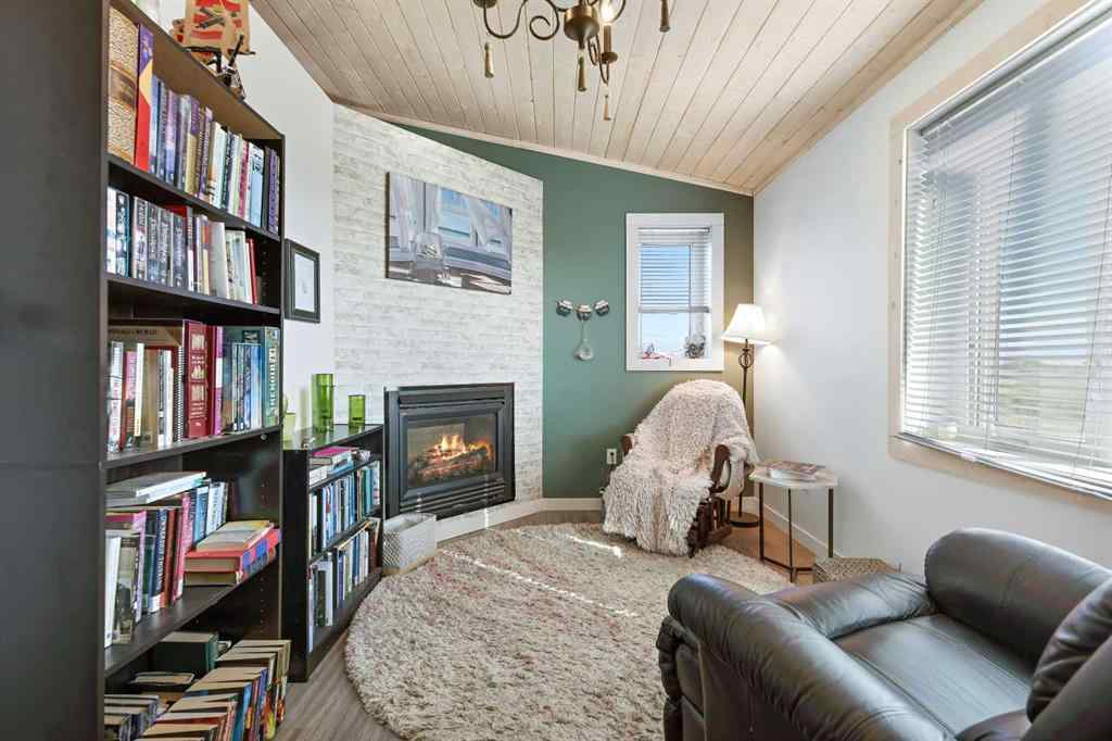 MLS® A2256614 - 33257 10 Range Road   in NONE Rural Mountain View County, Residential