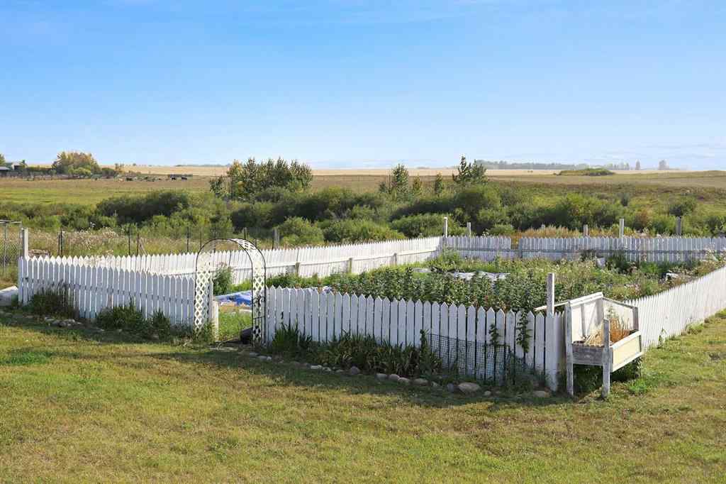 MLS® A2256614 - 33257 10 Range Road   in NONE Rural Mountain View County, Residential