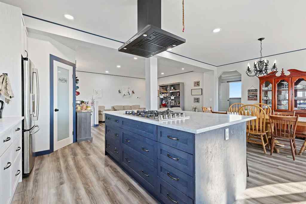 MLS® A2256614 - 33257 10 Range Road   in NONE Rural Mountain View County, Residential
