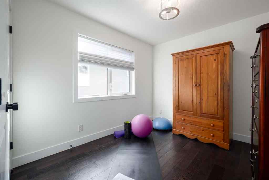 MLS® A2256615 - 2605 26 Avenue SW in Richmond Calgary, Residential