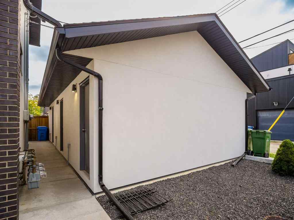 MLS® A2256615 - 2605 26 Avenue SW in Richmond Calgary, Residential