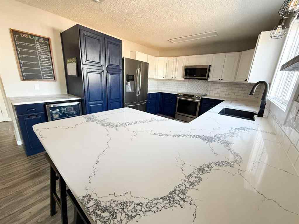 MLS® A2256616 - 72 Chickadee Drive   in NONE Whitecourt, Residential