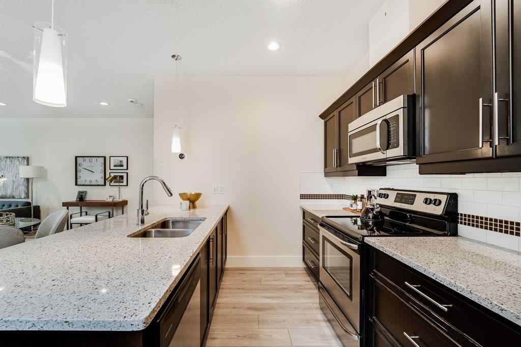 MLS® A2256618 - Unit #2 2008 12 Avenue SW in Sunalta Calgary, Residential