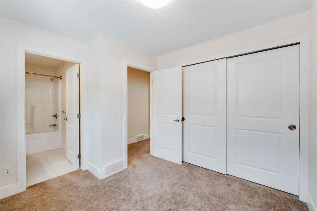 MLS® A2256618 - Unit #2 2008 12 Avenue SW in Sunalta Calgary, Residential