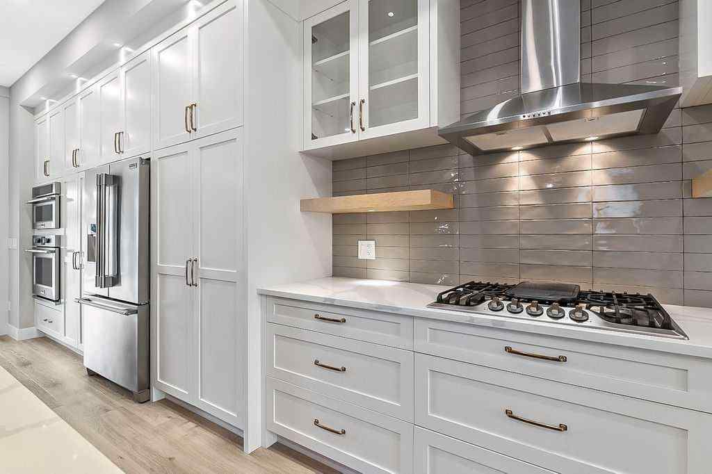 MLS® A2256619 - 910 41 Street SW in Rosscarrock Calgary, Residential
