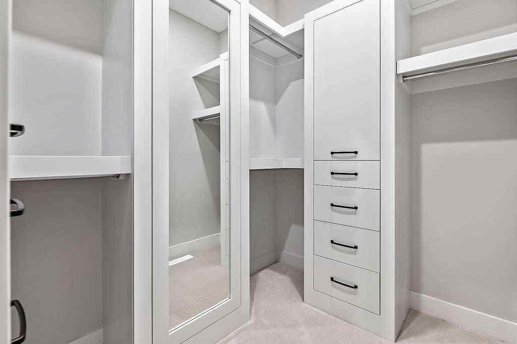 MLS® A2256619 - 910 41 Street SW in Rosscarrock Calgary, Residential