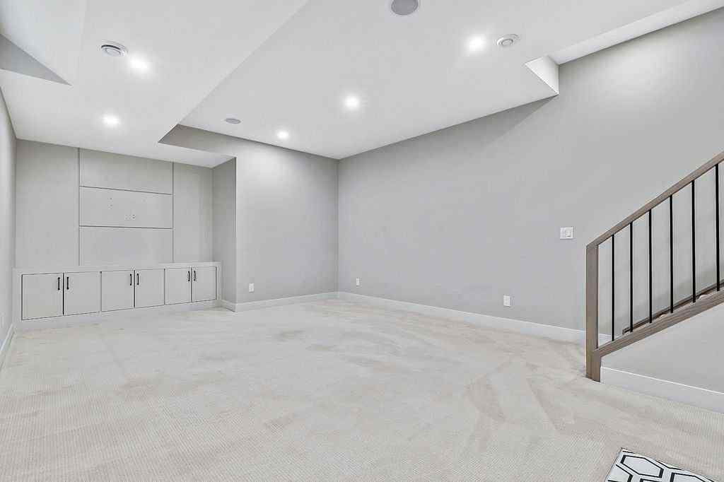 MLS® A2256619 - 910 41 Street SW in Rosscarrock Calgary, Residential