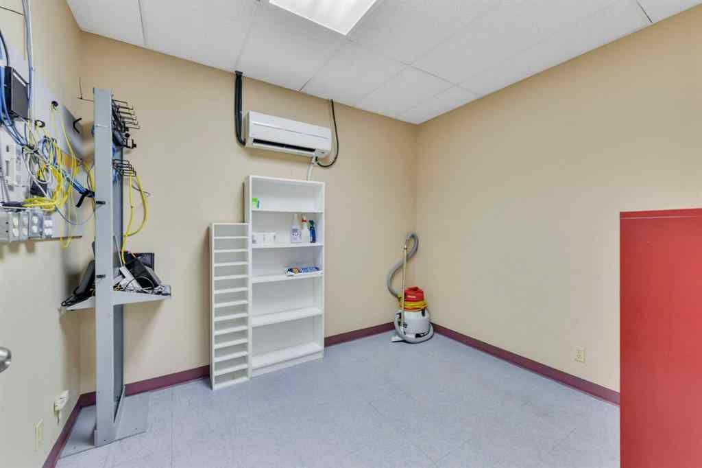 MLS® A2256621 - Unit #4 4910 45 Street  in Downtown Red Deer Red Deer, Commercial