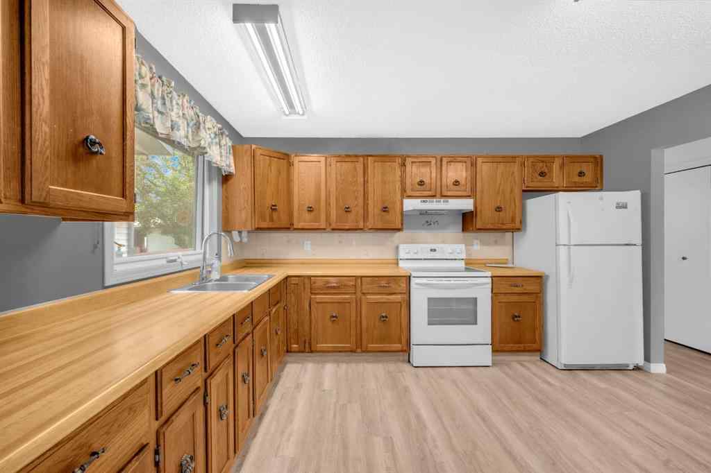 MLS® A2256622 - 115 Whitman Place NE in Whitehorn Calgary, Residential