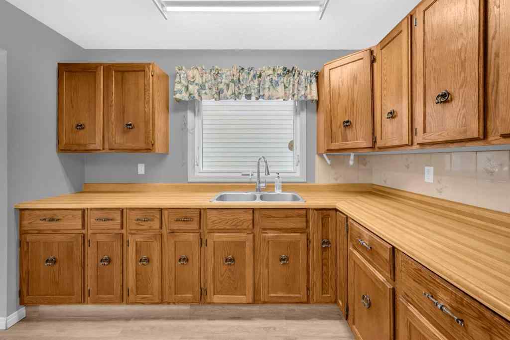 MLS® A2256622 - 115 Whitman Place NE in Whitehorn Calgary, Residential