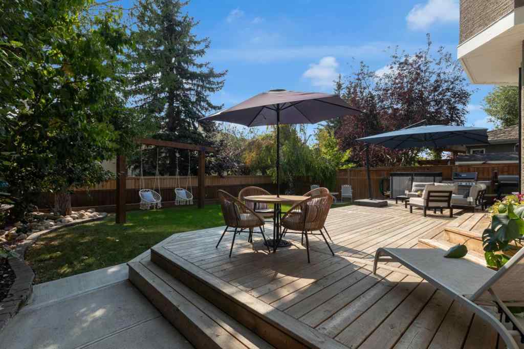 MLS® A2256623 - 240 Woodbriar Place SW in Woodbine Calgary, Residential