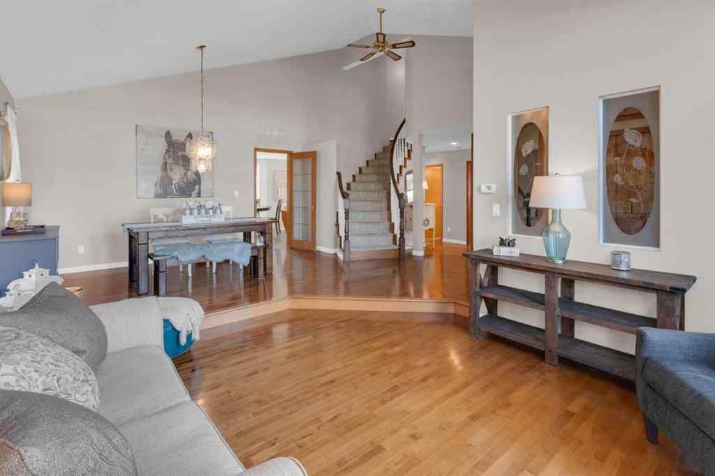 MLS® A2256623 - 240 Woodbriar Place SW in Woodbine Calgary, Residential