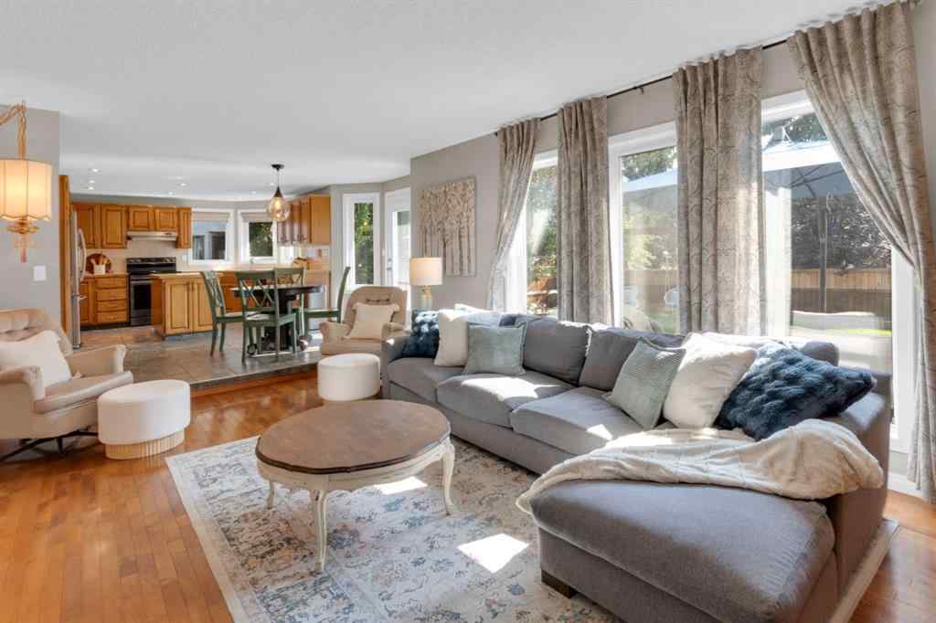 MLS® A2256623 - 240 Woodbriar Place SW in Woodbine Calgary, Residential
