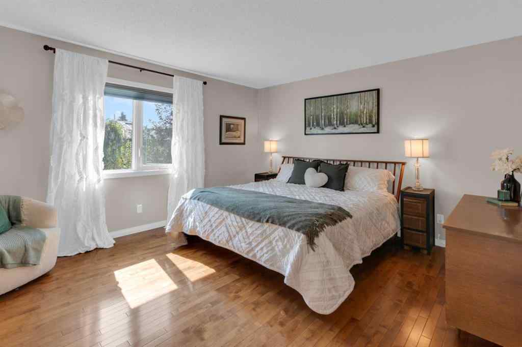 MLS® A2256623 - 240 Woodbriar Place SW in Woodbine Calgary, Residential