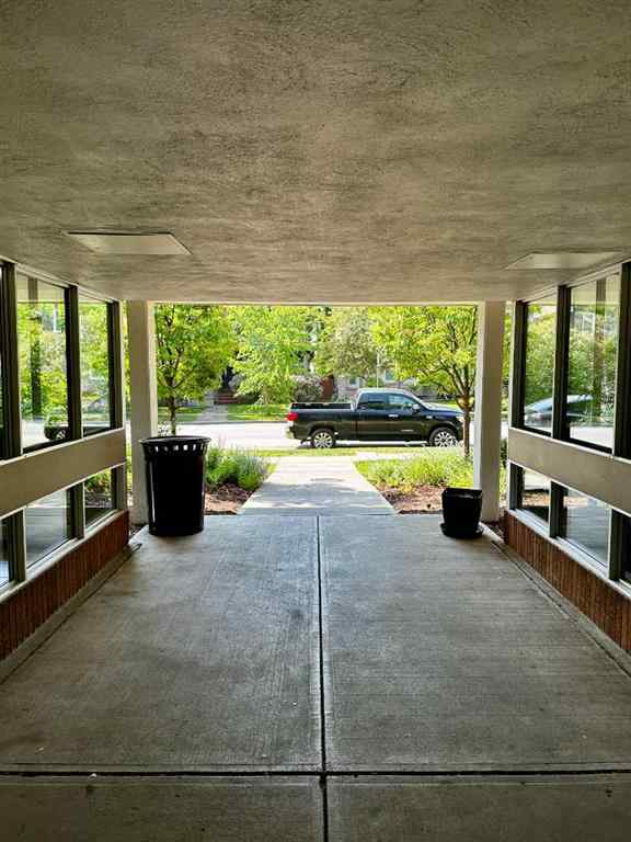 MLS® A2256624 - Unit #109 1616 8 Avenue NW in Hounsfield Heights/Briar Hill Calgary, Residential