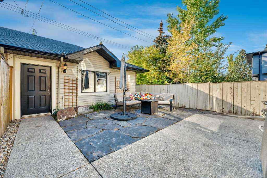 MLS® A2256625 - 2221 26 Street SW in Killarney/Glengarry Calgary, Residential