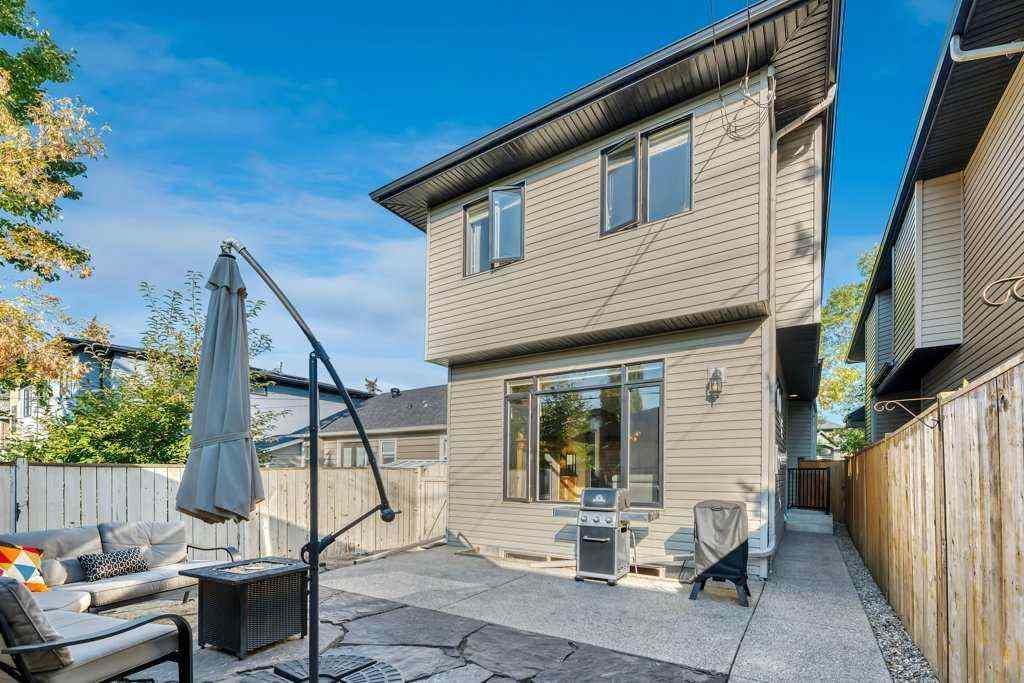 MLS® A2256625 - 2221 26 Street SW in Killarney/Glengarry Calgary, Residential