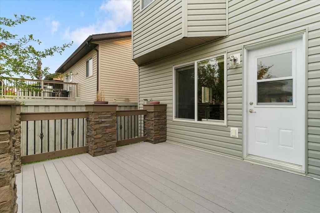MLS® A2256631 - 11482 69 Avenue  in Pinnacle Ridge Grande Prairie, Residential