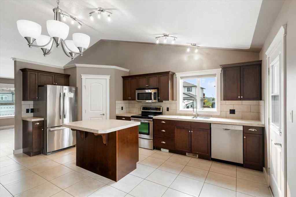 MLS® A2256631 - 11482 69 Avenue  in Pinnacle Ridge Grande Prairie, Residential