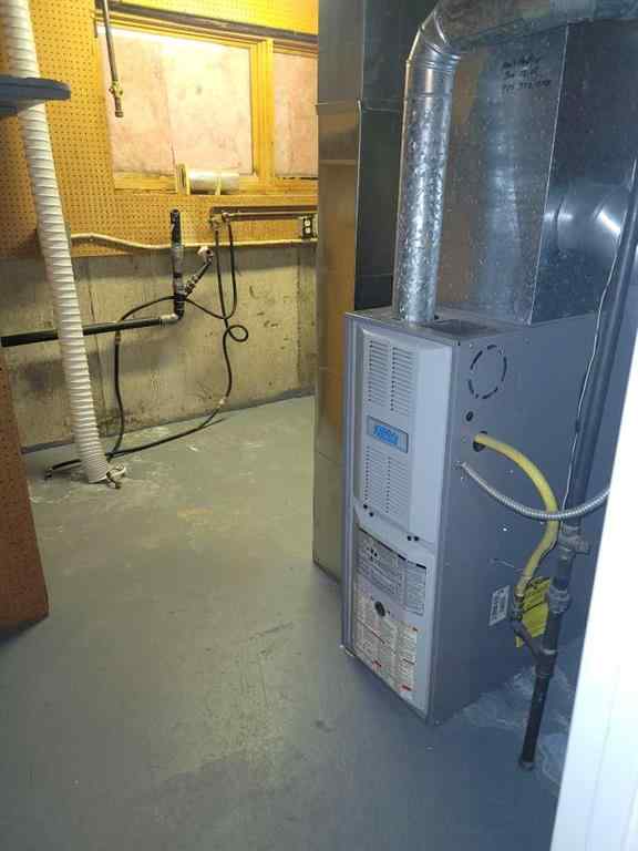 MLS® A2256632 - 4413 48 Street   in NONE Forestburg, Residential