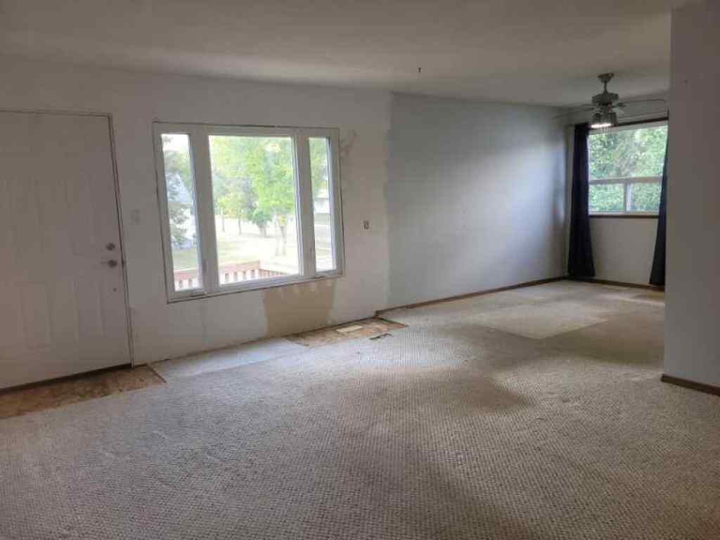 MLS® A2256632 - 4413 48 Street   in NONE Forestburg, Residential