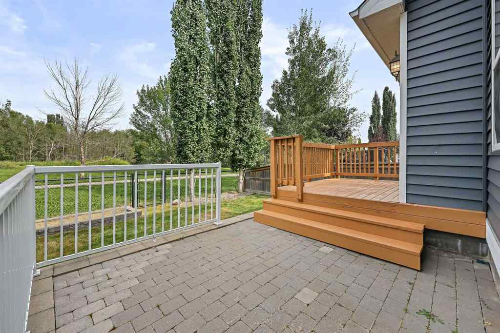 MLS® A2256635 - 8018 Cougar Ridge Avenue SW in Cougar Ridge Calgary, Residential