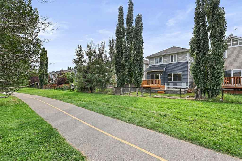 MLS® A2256635 - 8018 Cougar Ridge Avenue SW in Cougar Ridge Calgary, Residential