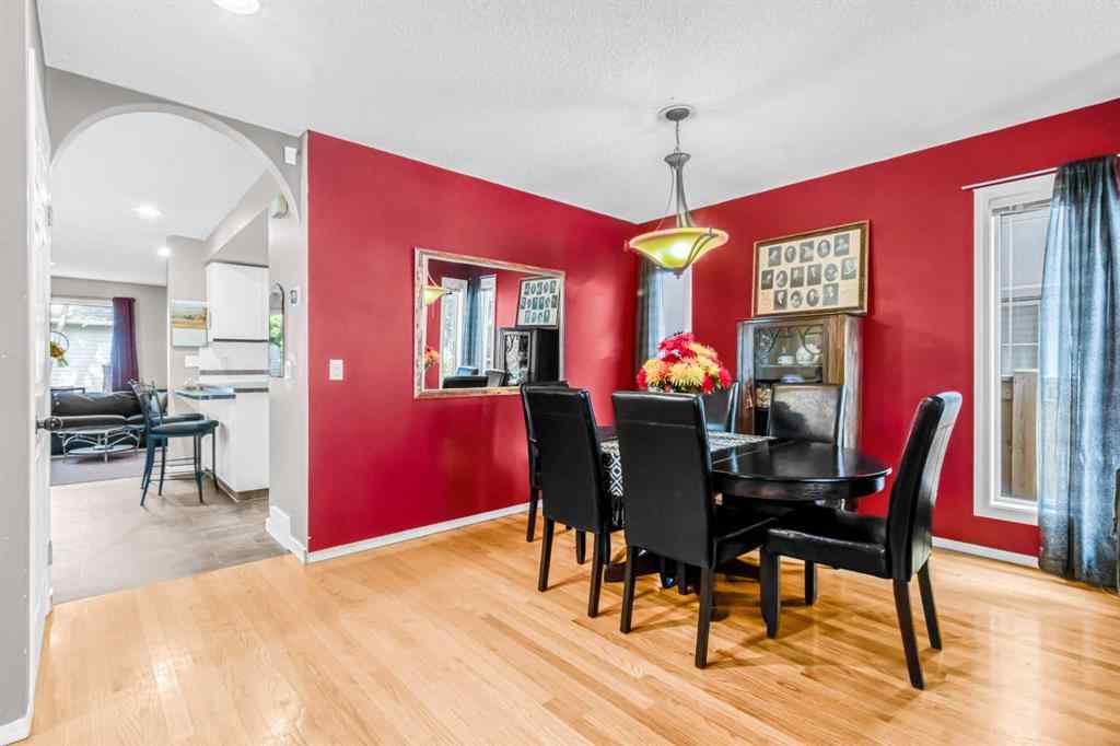 MLS® A2256636 - 924 19 Avenue NW in Mount Pleasant Calgary, Residential