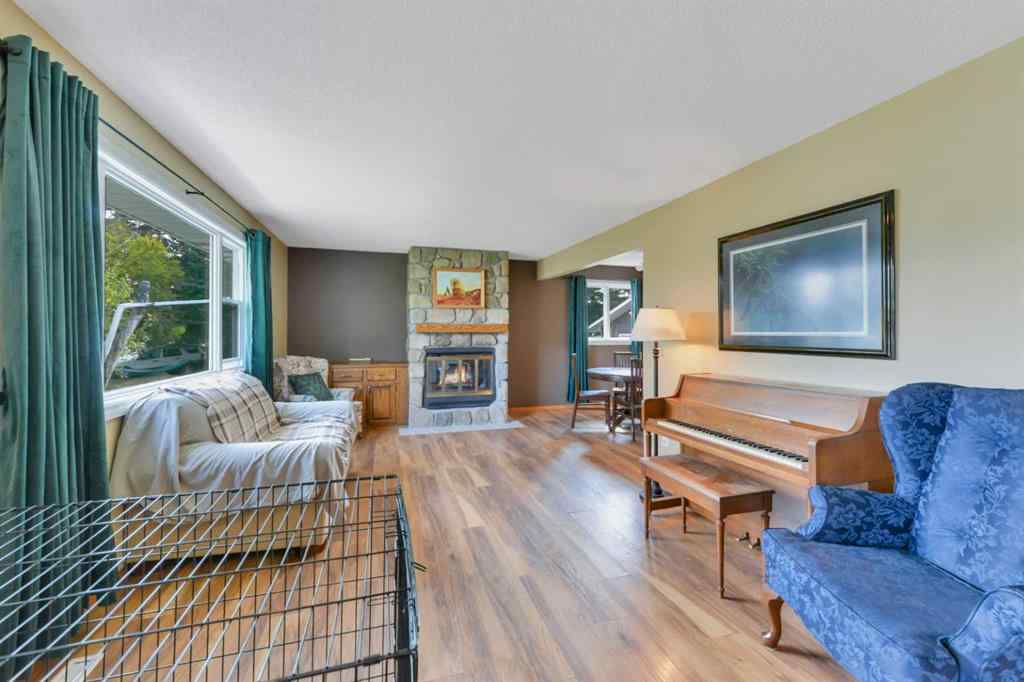 MLS® A2256637 - 25 Odstone Green  in Oriole Park Red Deer, Residential