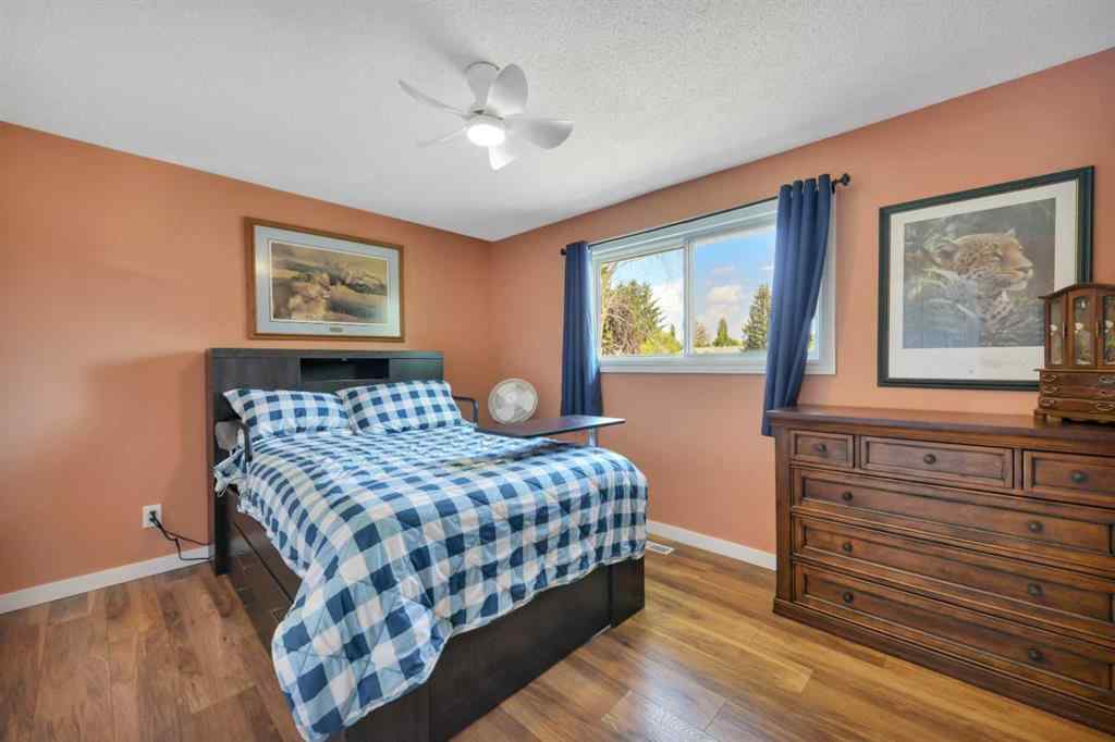 MLS® A2256637 - 25 Odstone Green  in Oriole Park Red Deer, Residential