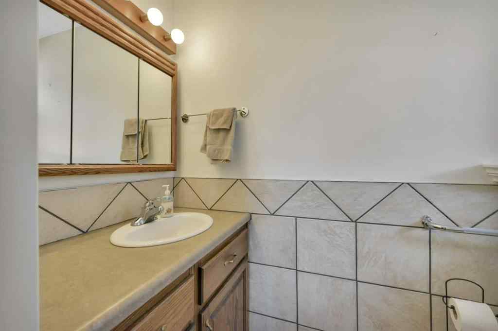 MLS® A2256637 - 25 Odstone Green  in Oriole Park Red Deer, Residential