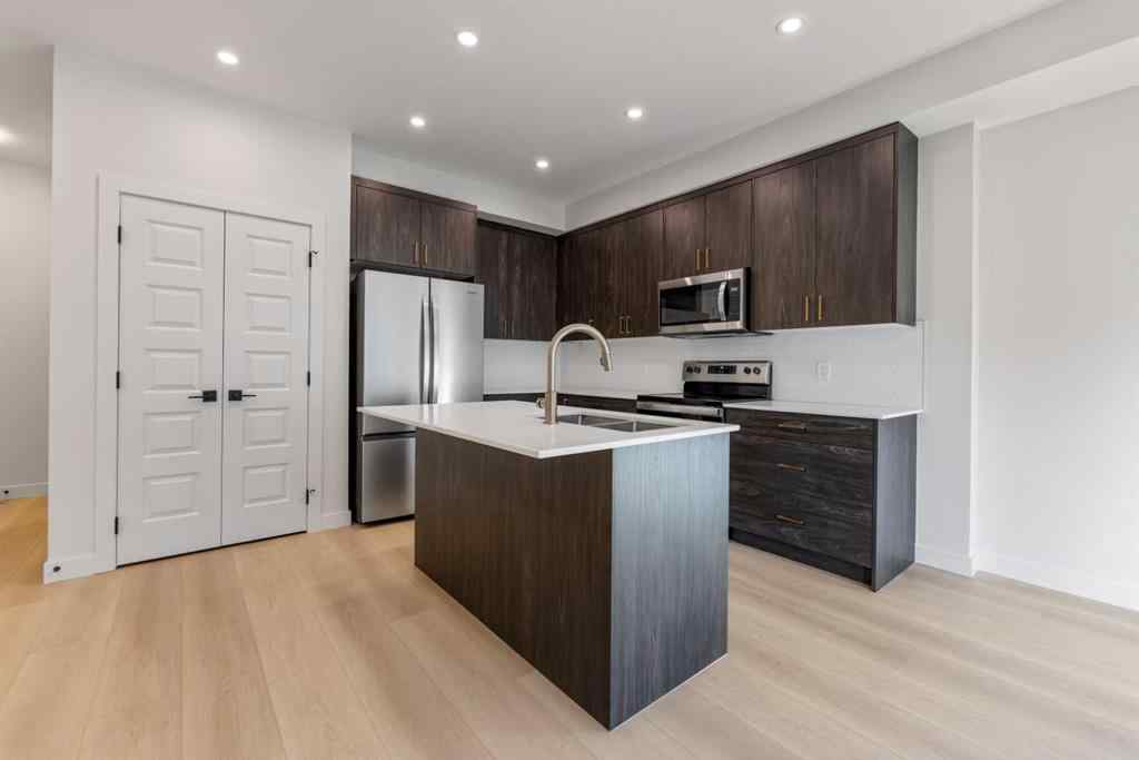 MLS® A2256638 - 245 Waterford Heath  in Waterford Chestermere, Residential