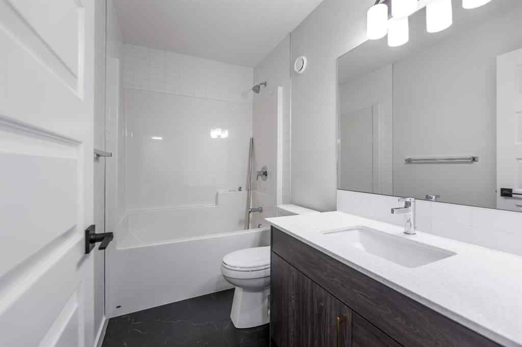 MLS® A2256638 - 245 Waterford Heath  in Waterford Chestermere, Residential