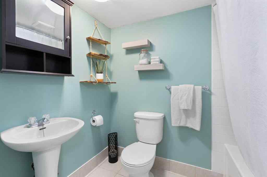 MLS® A2256640 - 186 Citadel Acres Close NW in Citadel Calgary, Residential