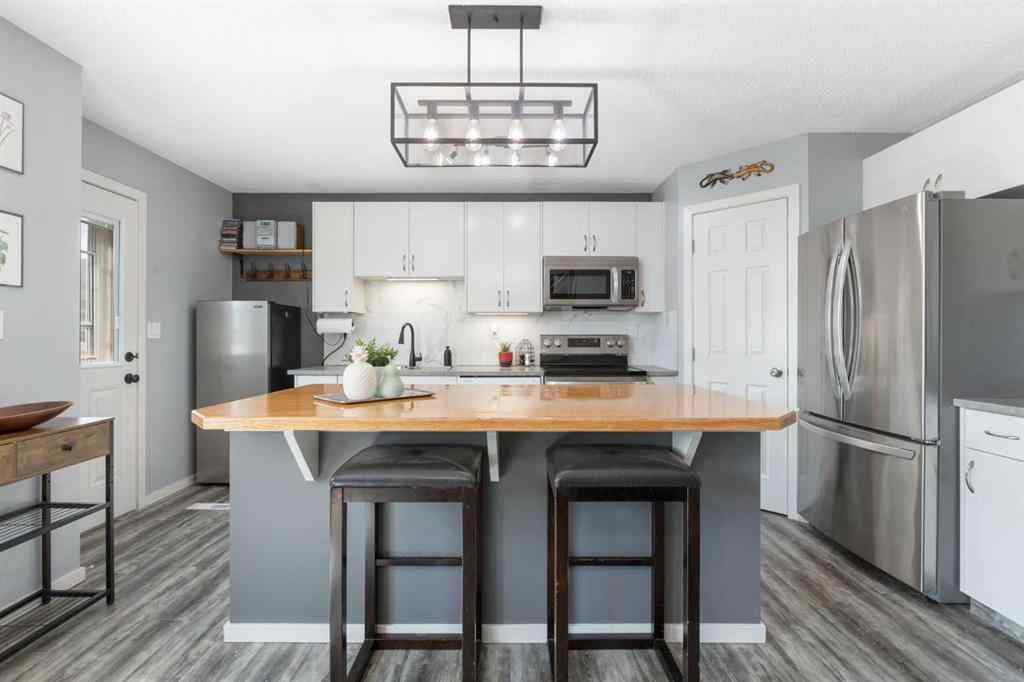 MLS® A2256640 - 186 Citadel Acres Close NW in Citadel Calgary, Residential