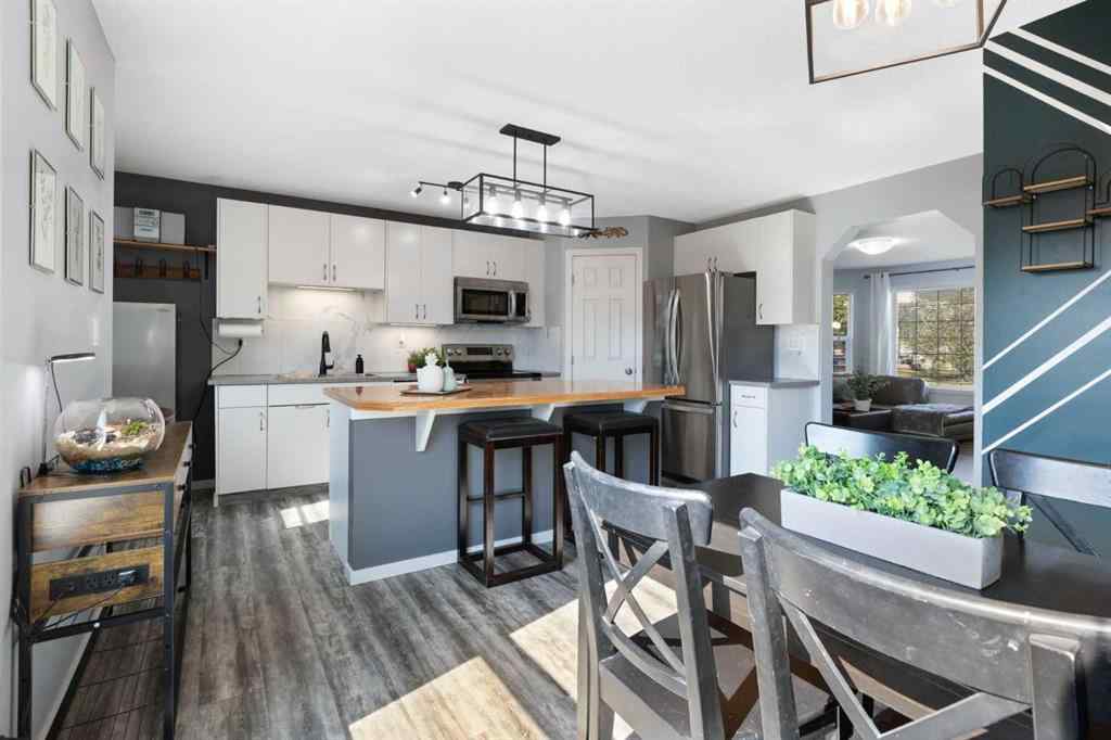 MLS® A2256640 - 186 Citadel Acres Close NW in Citadel Calgary, Residential