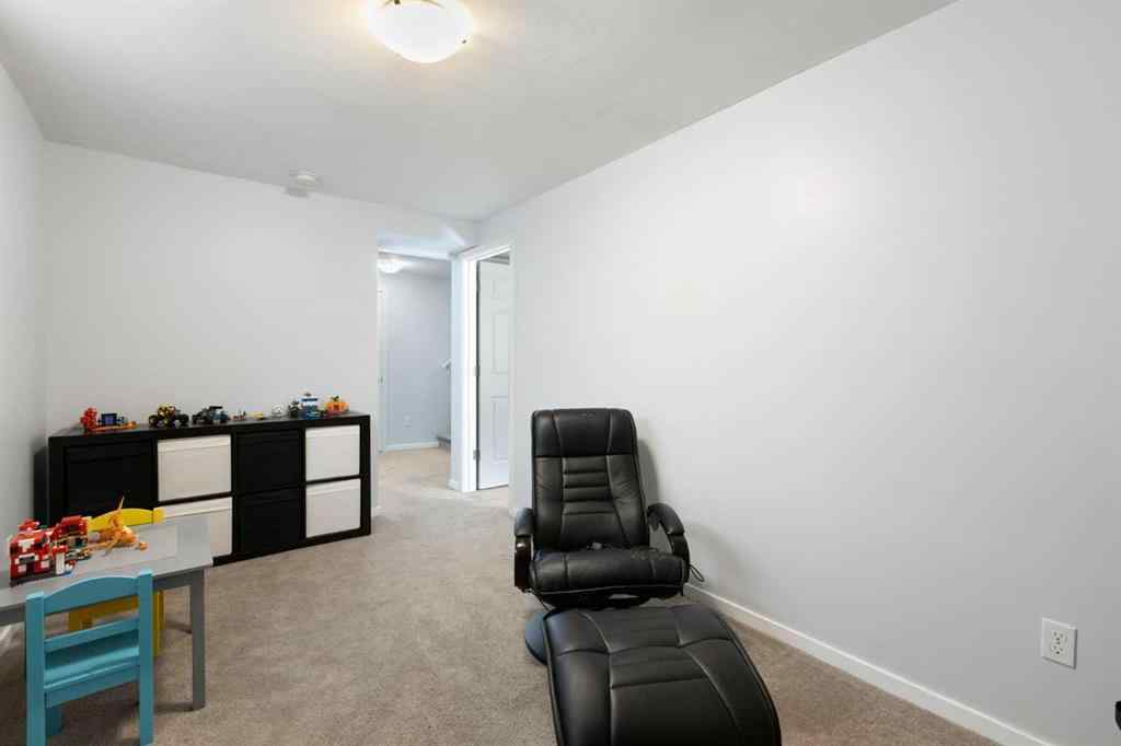 MLS® A2256640 - 186 Citadel Acres Close NW in Citadel Calgary, Residential
