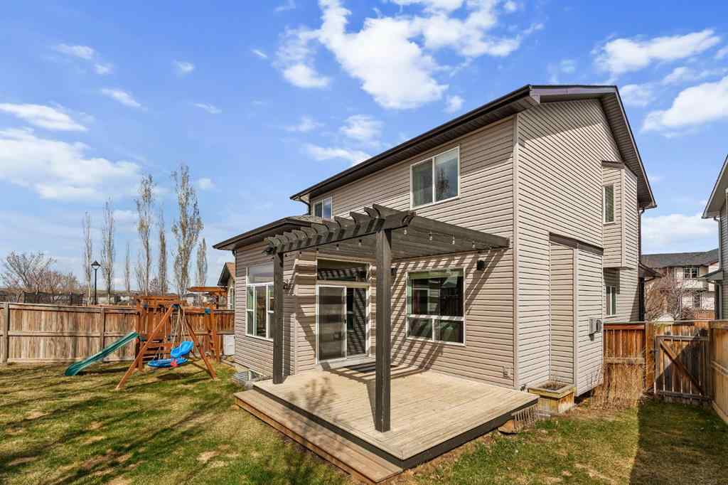 MLS® A2256642 - 82 Brightonwoods Green SE in New Brighton Calgary, Residential