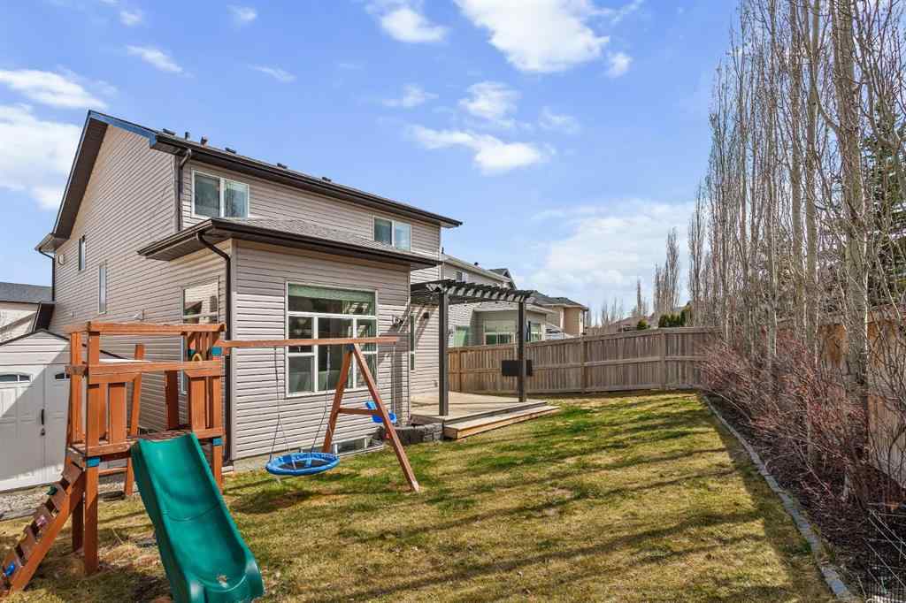 MLS® A2256642 - 82 Brightonwoods Green SE in New Brighton Calgary, Residential