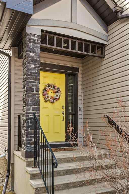 MLS® A2256642 - 82 Brightonwoods Green SE in New Brighton Calgary, Residential