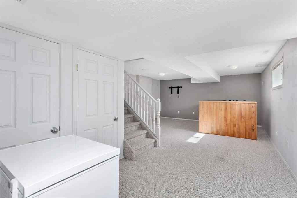 MLS® A2256644 - 6516 58 Street  in NONE Rocky Mountain House, Residential