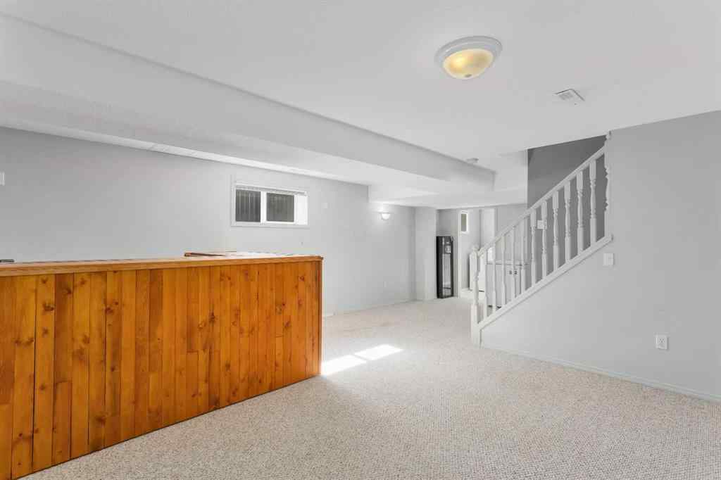 MLS® A2256644 - 6516 58 Street  in NONE Rocky Mountain House, Residential