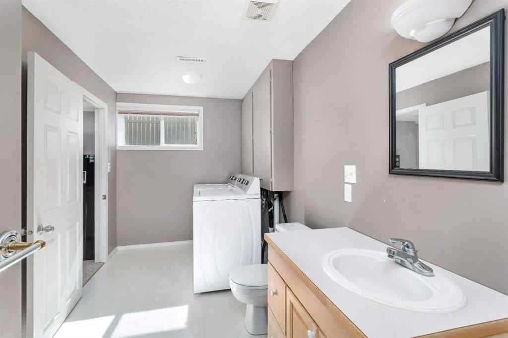MLS® A2256644 - 6516 58 Street  in NONE Rocky Mountain House, Residential