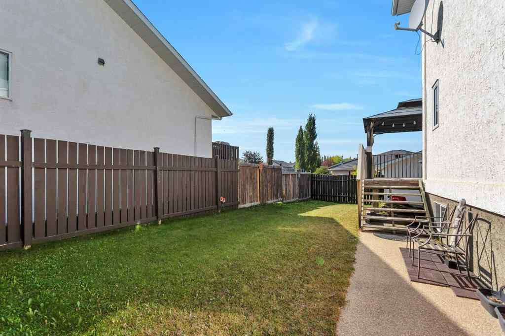 MLS® A2256644 - 6516 58 Street  in NONE Rocky Mountain House, Residential