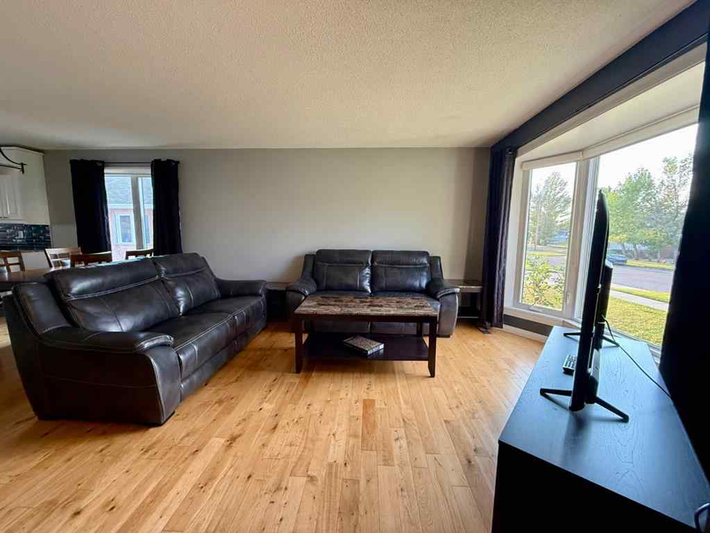 MLS® A2256645 - 313 3 Avenue W in Hanna Hanna, Residential