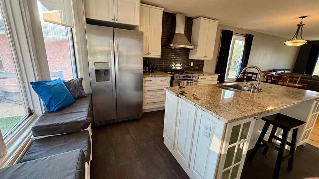 MLS® A2256645 - 313 3 Avenue W in Hanna Hanna, Residential