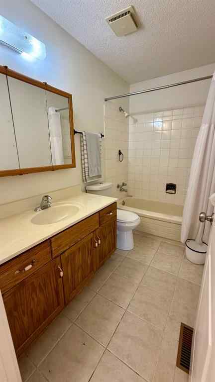 MLS® A2256645 - 313 3 Avenue W in Hanna Hanna, Residential