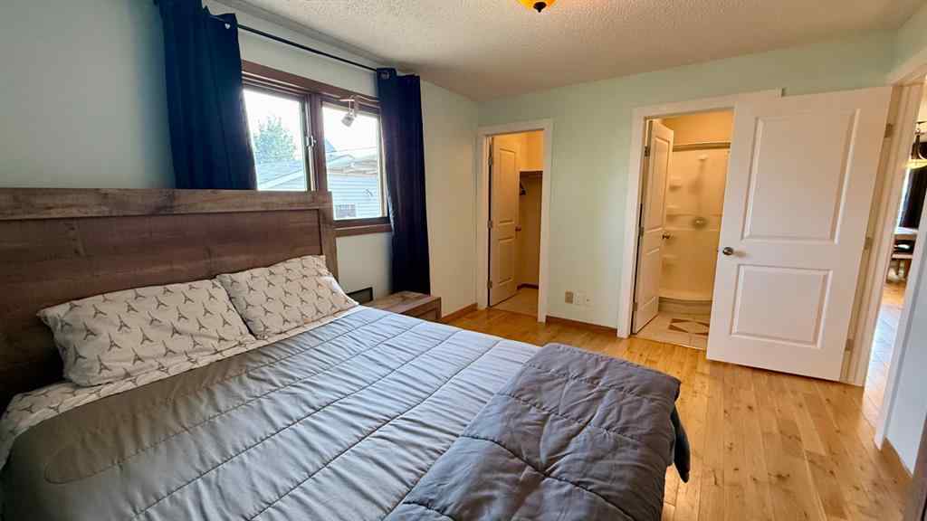 MLS® A2256645 - 313 3 Avenue W in Hanna Hanna, Residential